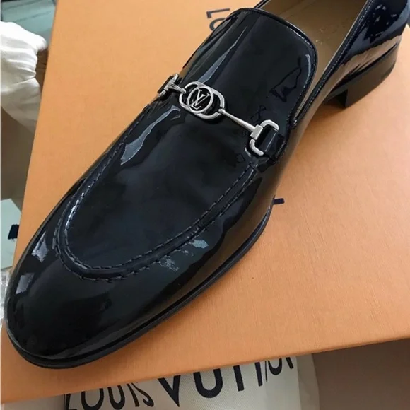 LOUIS VUITTON - Picture 3 of 5